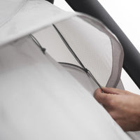 Ventilation/Flexible Belüftungsanpassung über mehrere Einstellbare Öffnungen am Zelt.