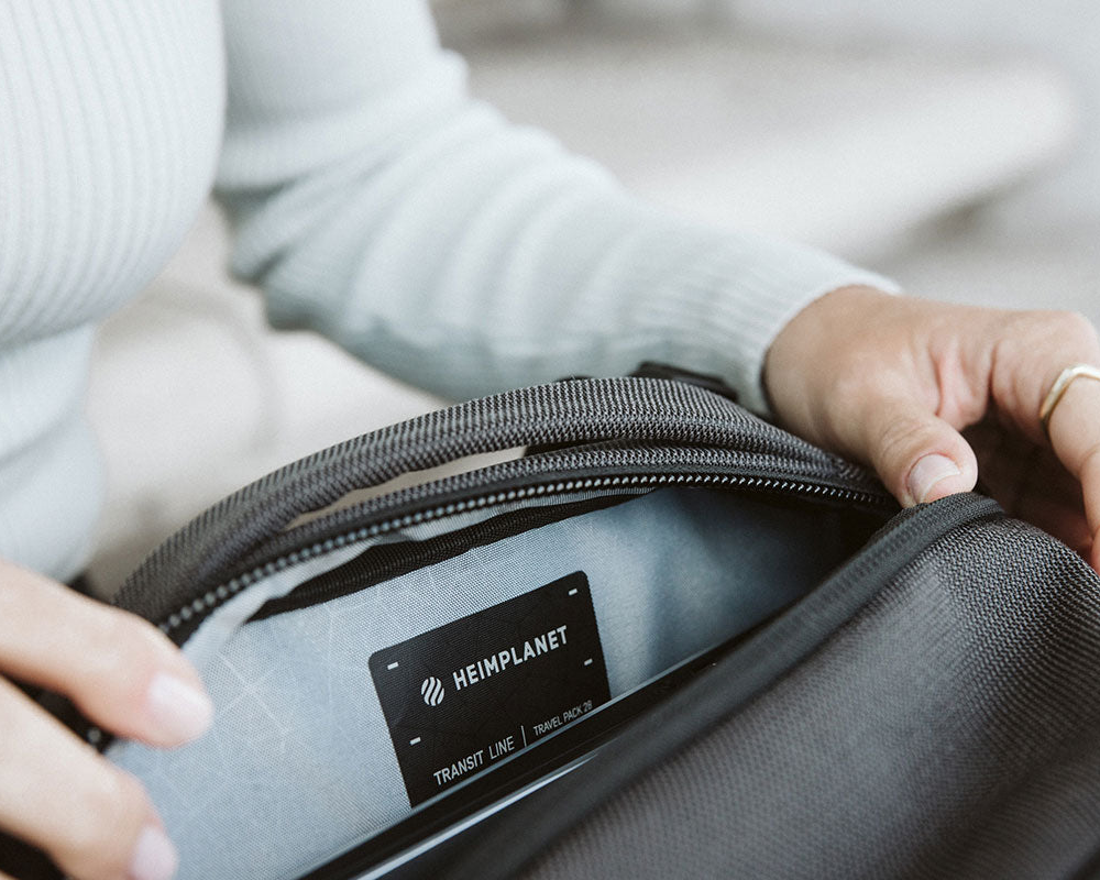 Transit Line Travel Pack 28 L, black