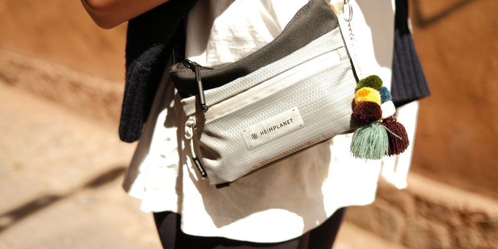 Carry Essentials Neck Pouch (A6), light