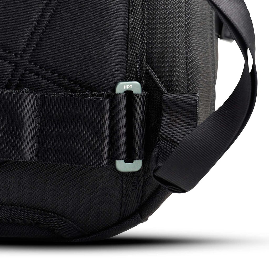 Transit Line Travel Pack 28 L, black